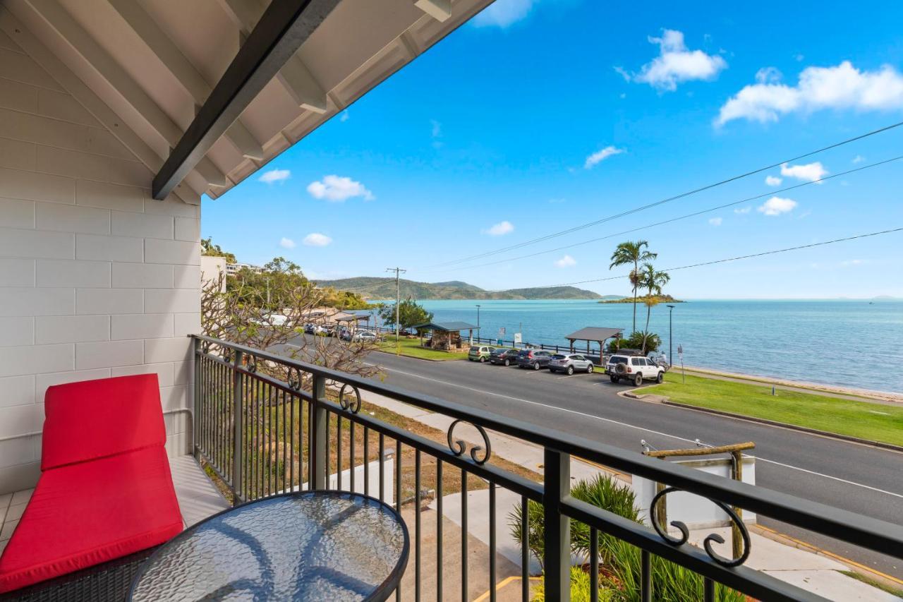 Whitsunday Waterfront Apartments 에일리비치 외부 사진