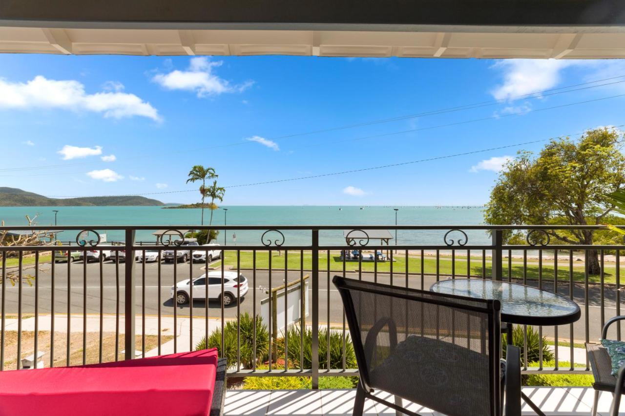 Whitsunday Waterfront Apartments 에일리비치 외부 사진