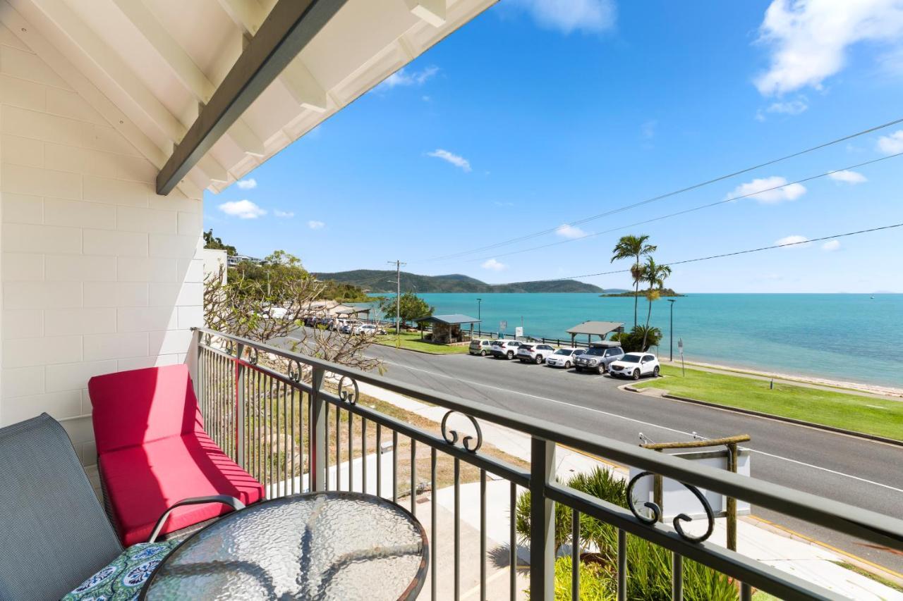 Whitsunday Waterfront Apartments 에일리비치 외부 사진