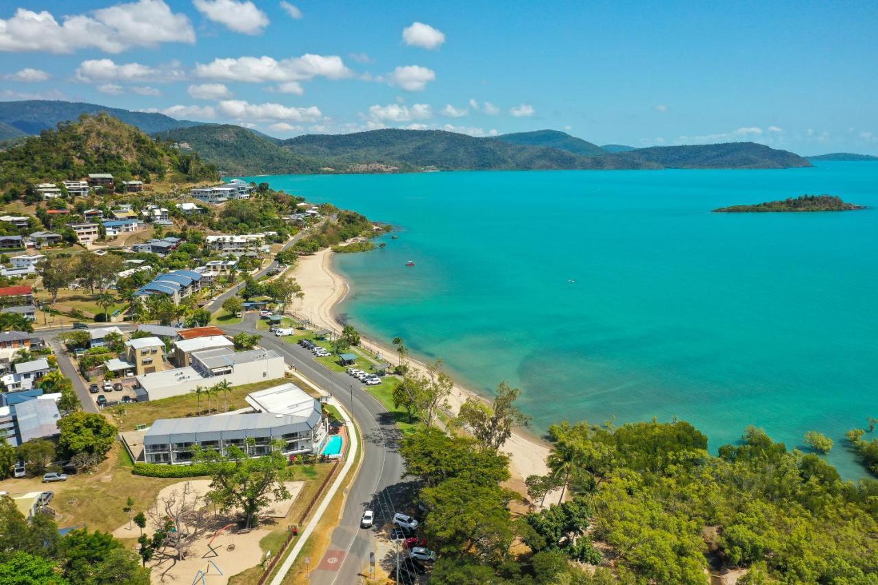 Whitsunday Waterfront Apartments 에일리비치 외부 사진