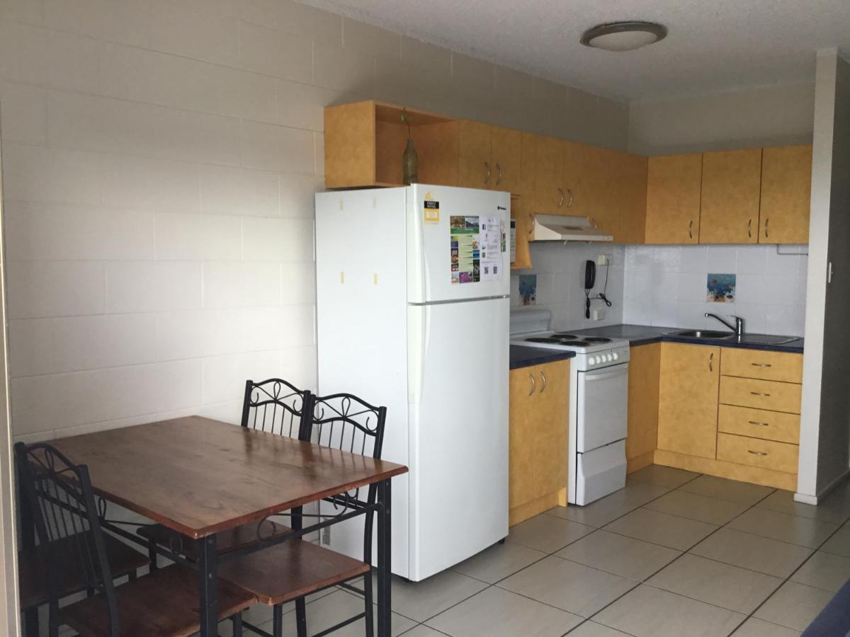 Whitsunday Waterfront Apartments 에일리비치 외부 사진