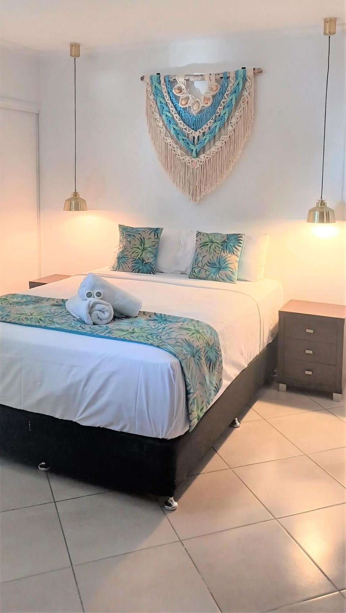 Whitsunday Waterfront Apartments 에일리비치 외부 사진