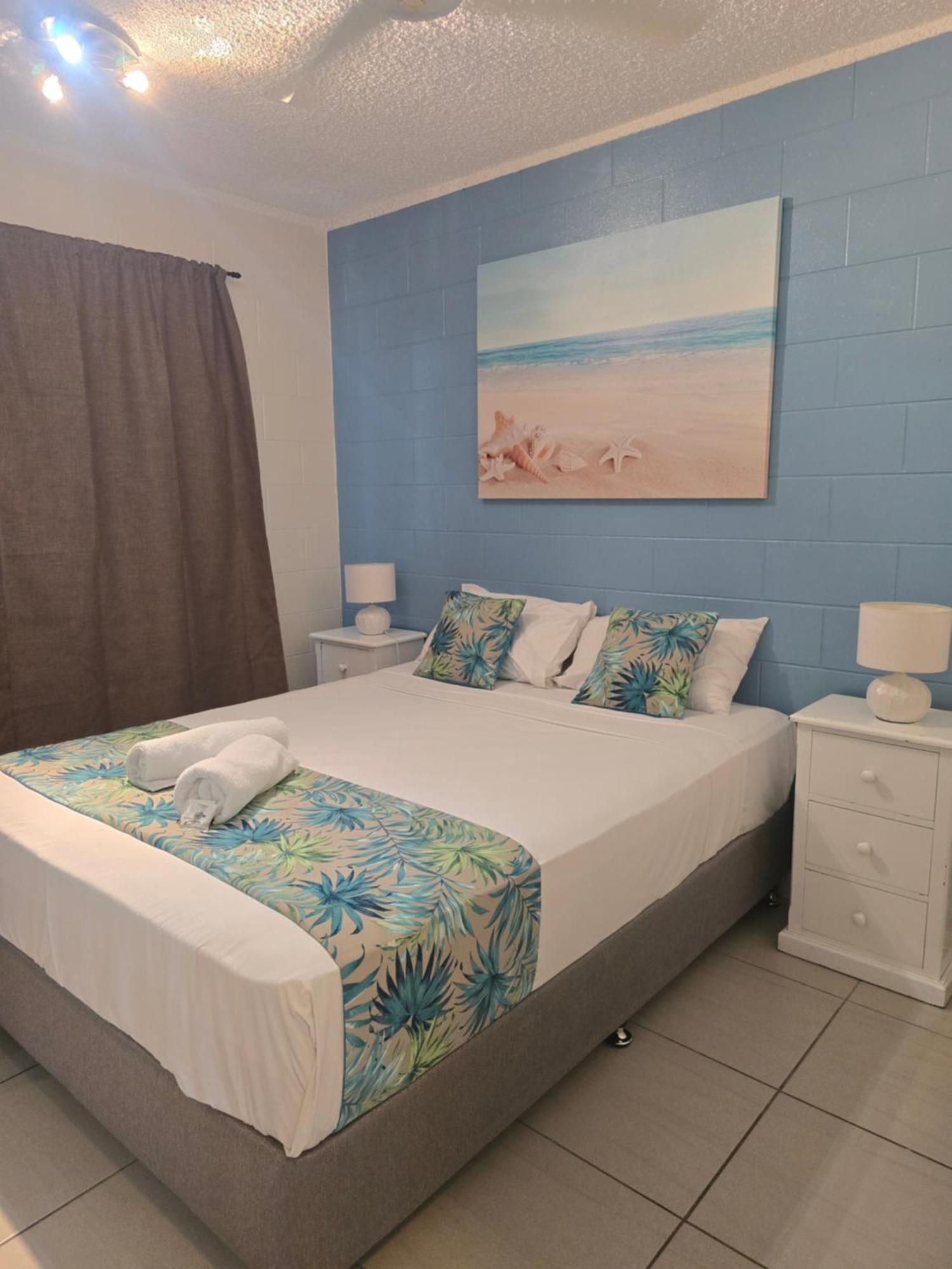 Whitsunday Waterfront Apartments 에일리비치 외부 사진