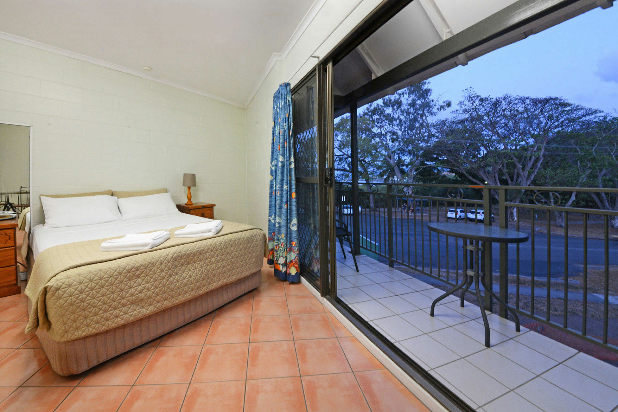 Whitsunday Waterfront Apartments 에일리비치 외부 사진