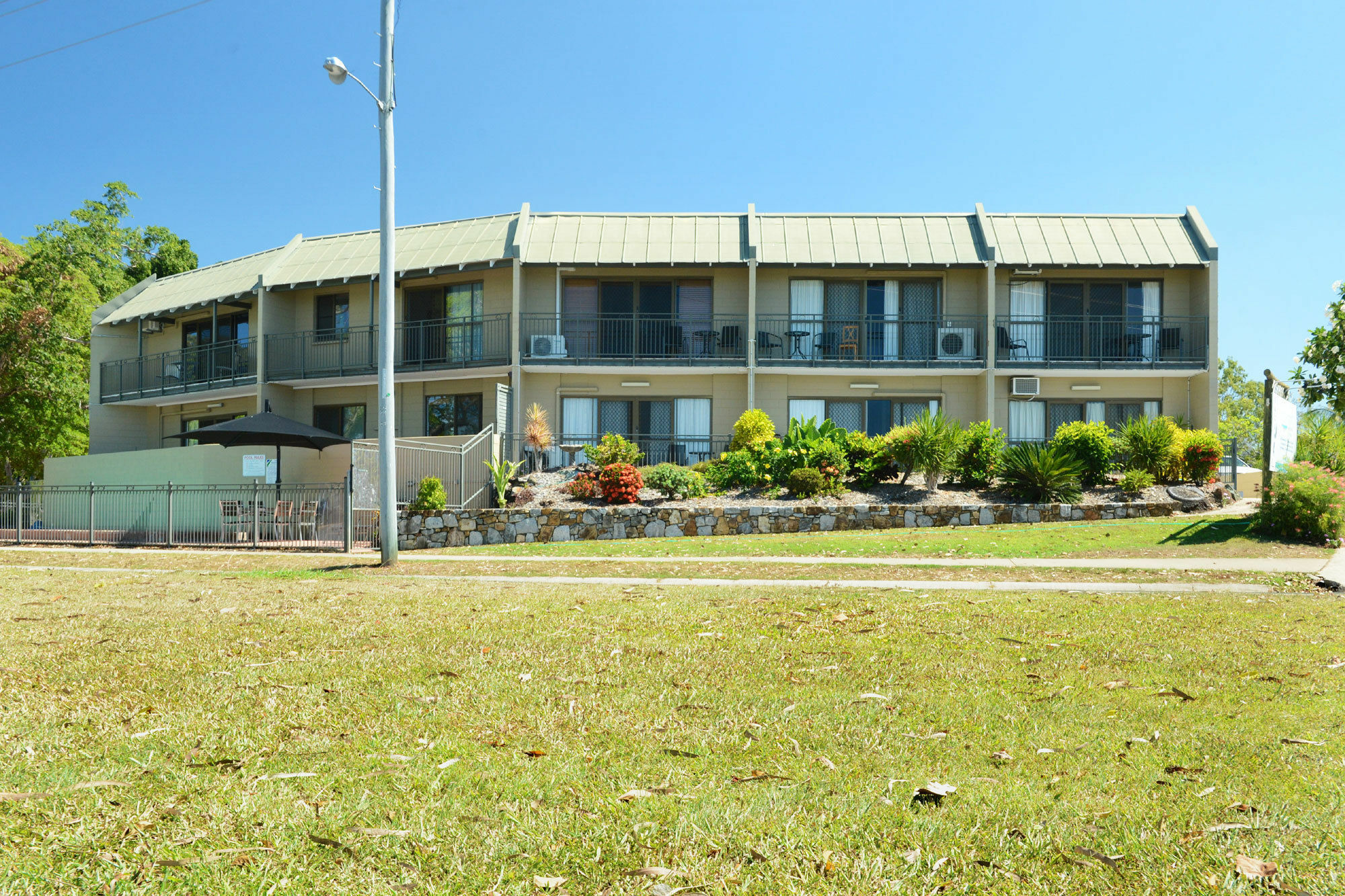 Whitsunday Waterfront Apartments 에일리비치 외부 사진